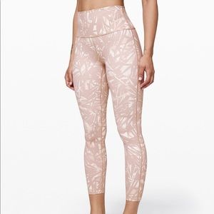 Lululemon Wunder Under leggings - Size 10